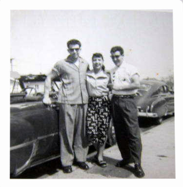 trio_e.jpg