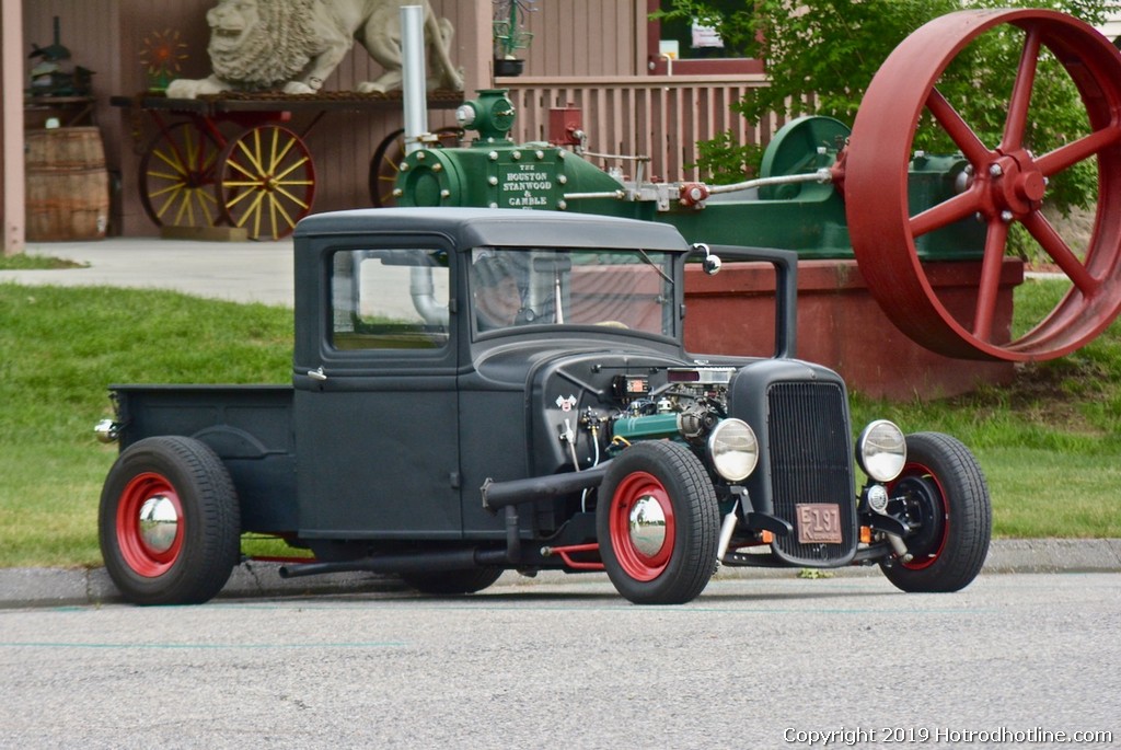 Truck at Natures Art 6-4-19.jpg