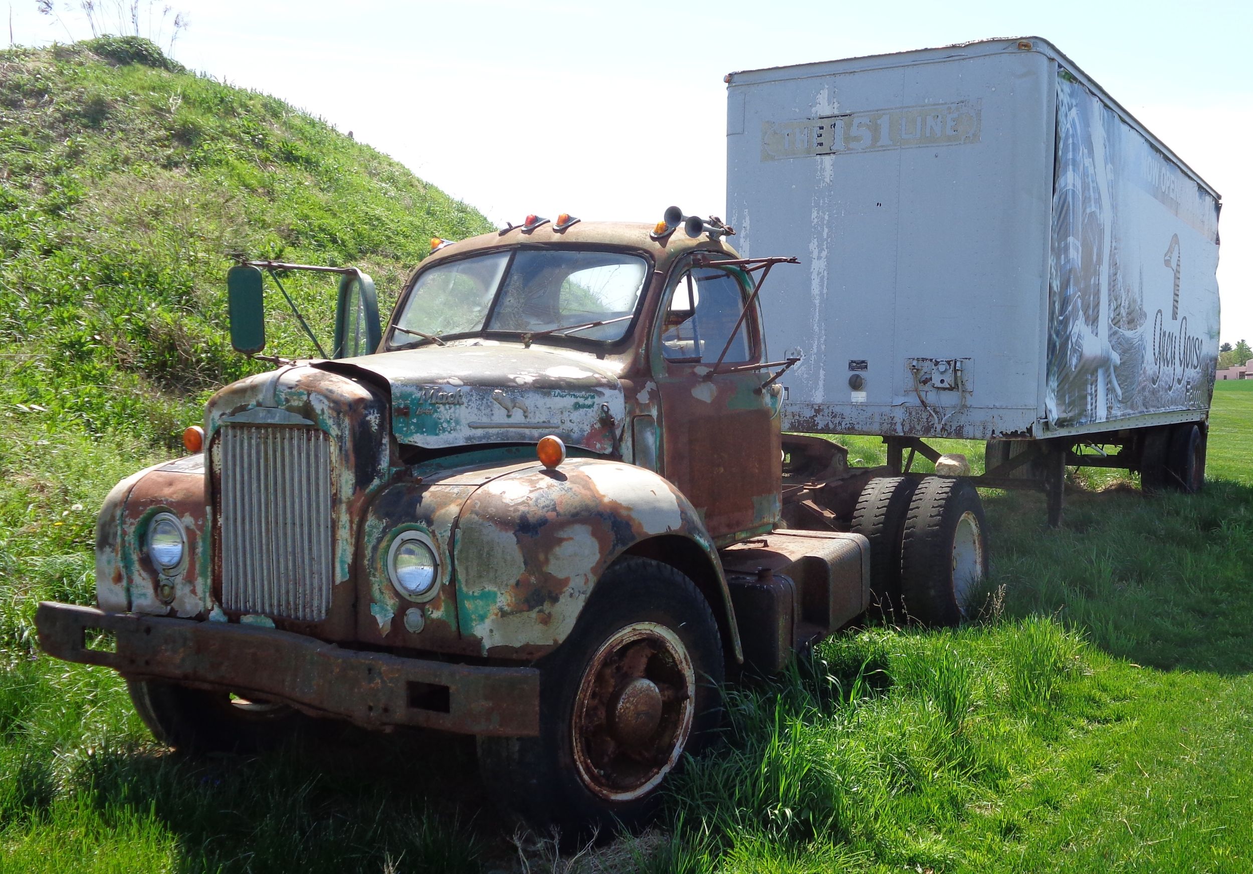 truck2.JPG