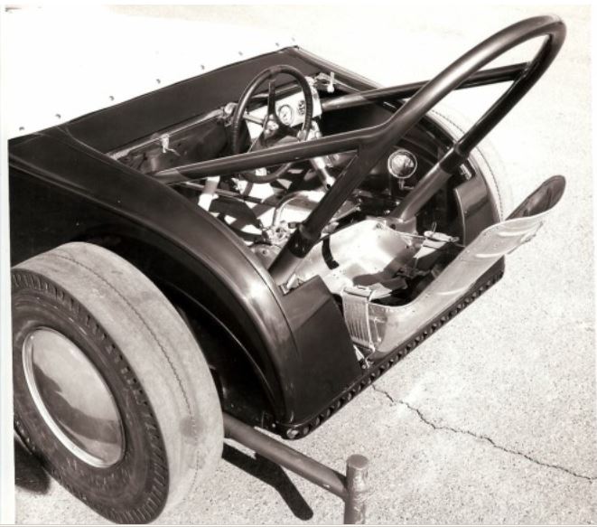 trunk of roadster 1.JPG