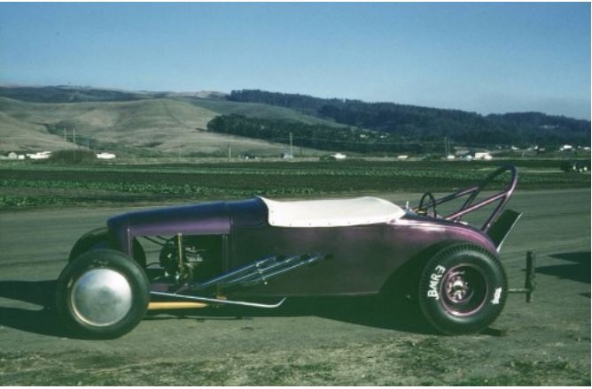 trunk of roadster 6.JPG