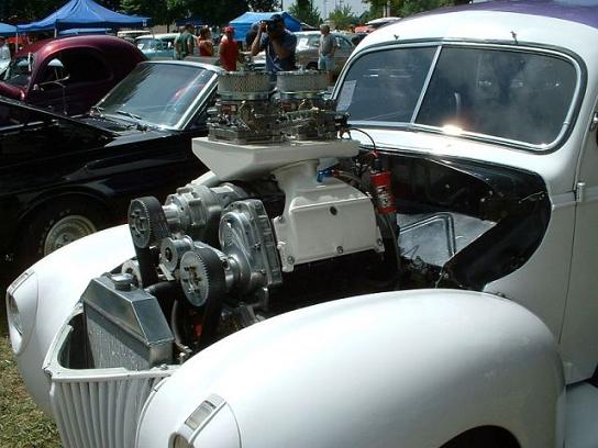 twinblower40ford.jpg