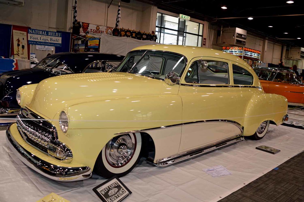 U 1 1 1 CUSTOM (2).jpg