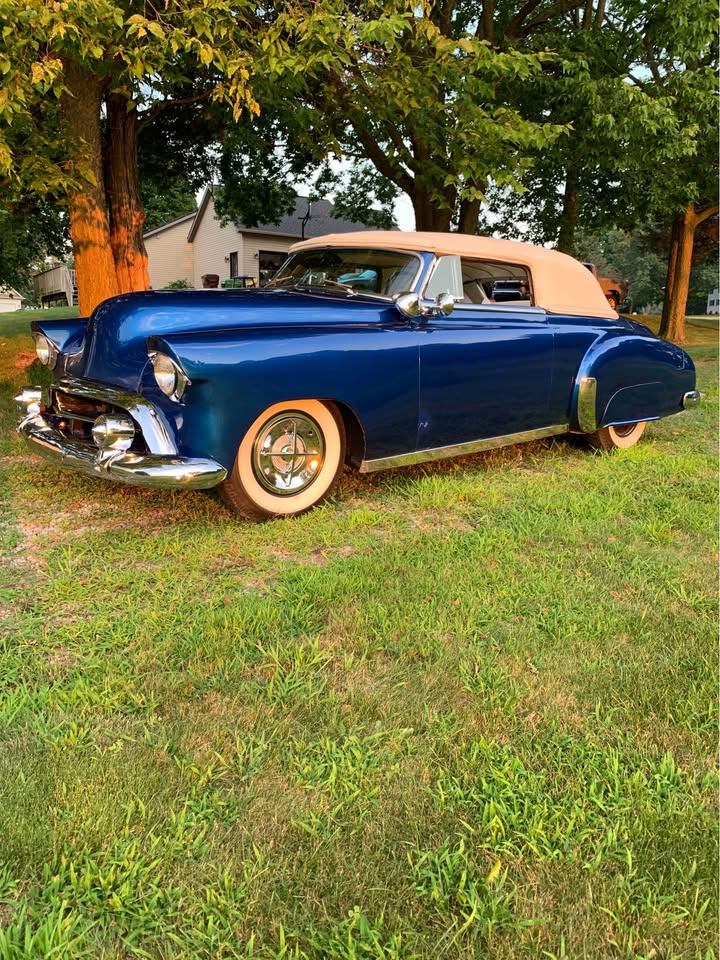 U 1 1 1 CUSTOM (240C) (1).jpg