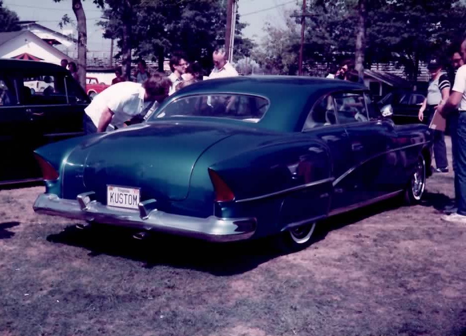 U 1 1 1 CUSTOM (242).jpg