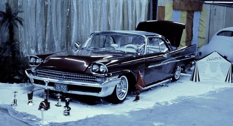u 1 1 1 CUSTOM (243).jpg