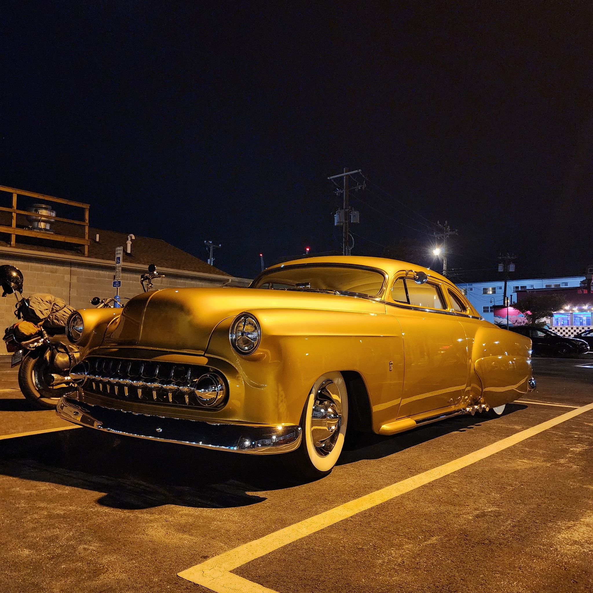 U 1 1 1 CUSTOM (287).jpg