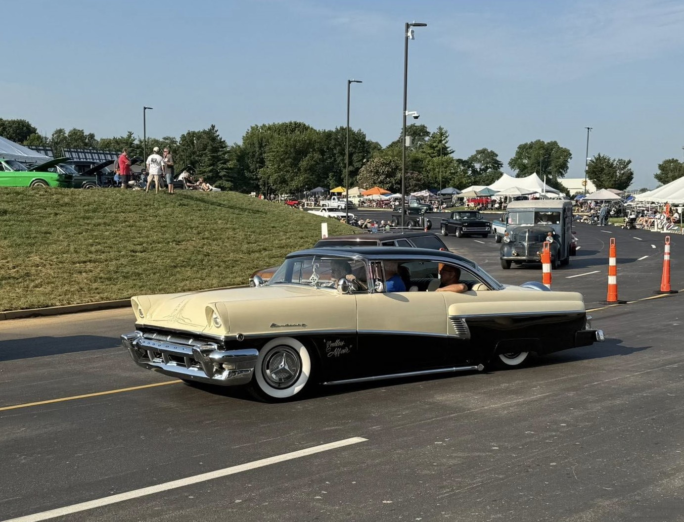 U 1 1 1 CUSTOM (72) E.jpg