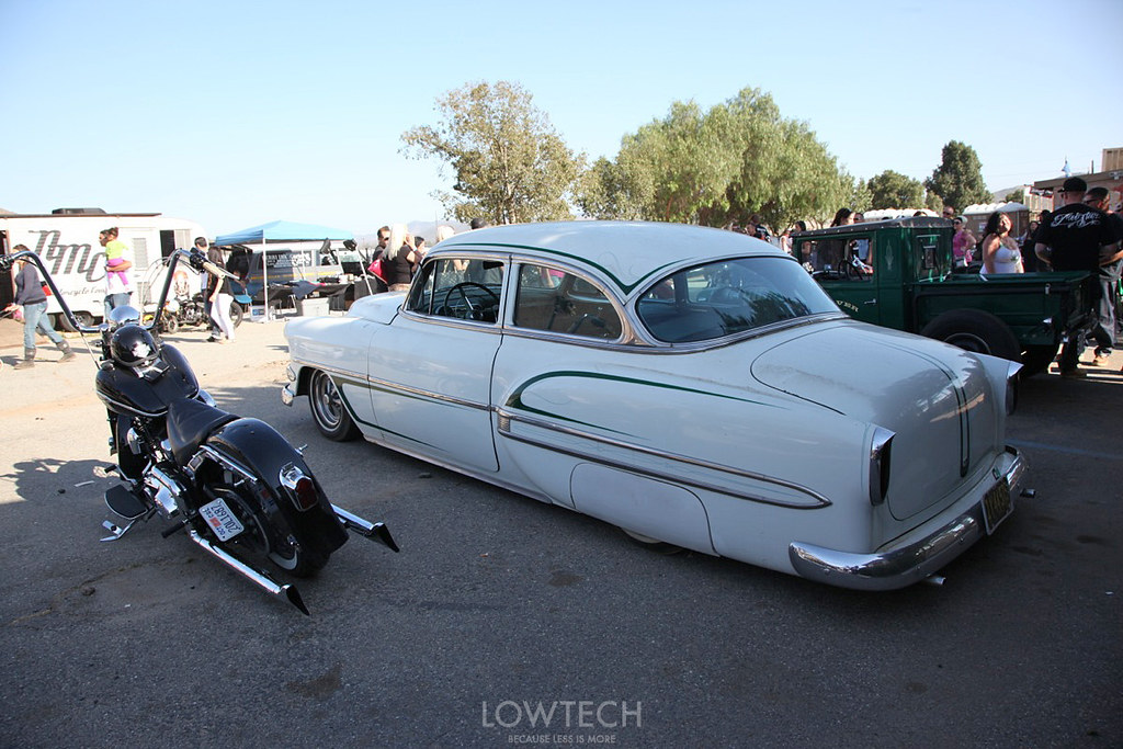 U 1 1 1 CUSTOM HIPPY HOEDOWN 2012 (2).jpg