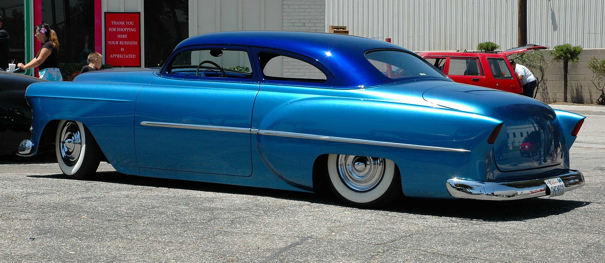 U 1 1 CUSTOM 53 Chevy chop 2 tone blue 1 (2).jpg