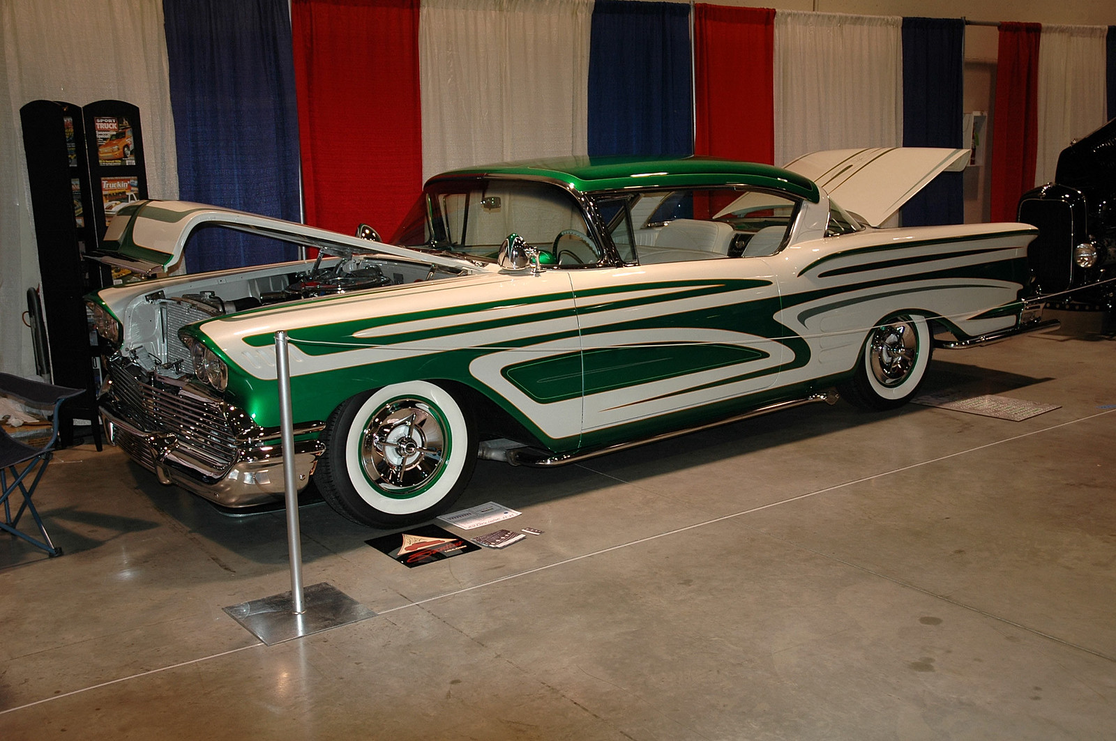 U 2 CUSTOMS BY HOWARD (697).jpg
