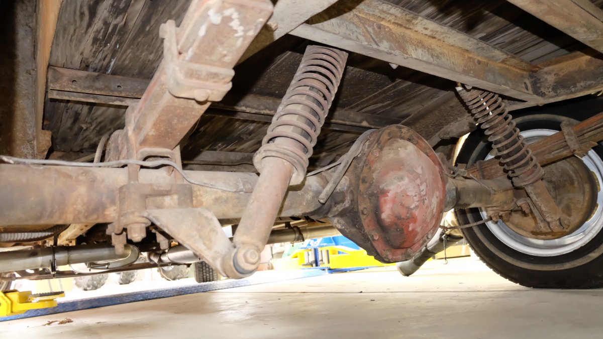 Underside2.JPG