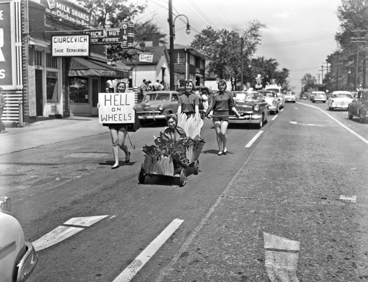 University of Kentucky Push-Cart-Derby, c.1954 .jpg