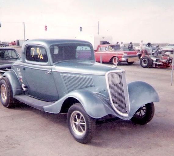 Unknown BA ford coupe.JPG