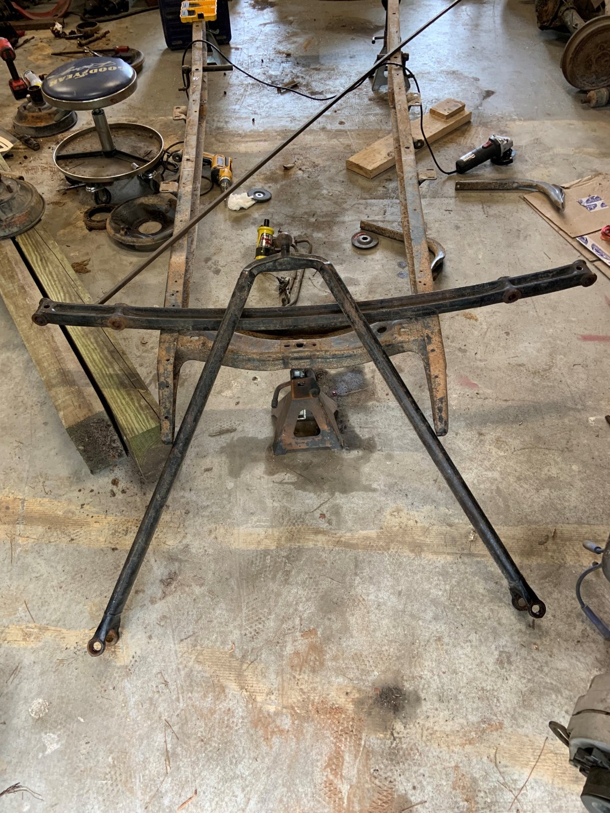 Unsplit wishbone.jpg