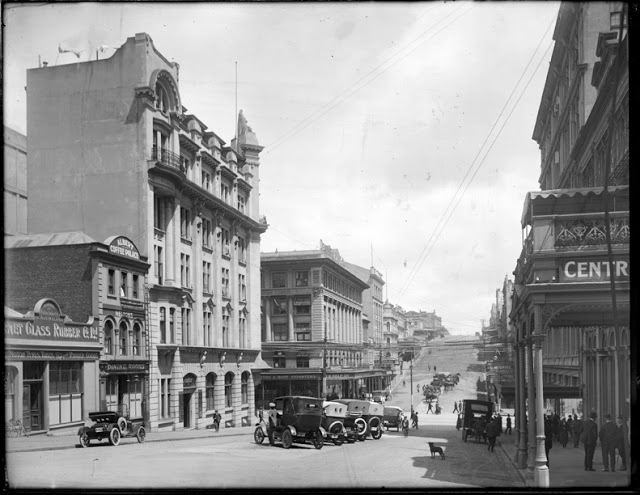 Victoria st 1919.jpg