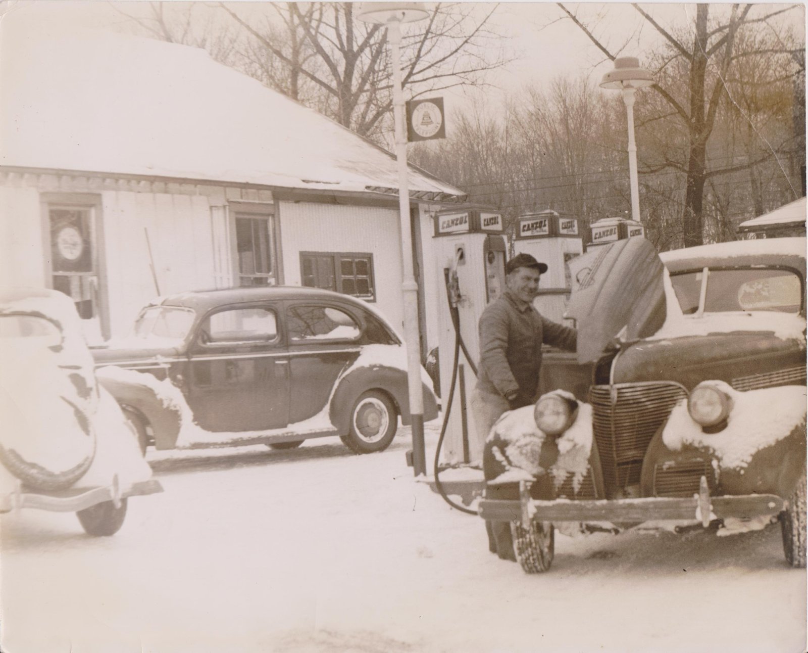 VINTAGE GAS (3).jpg