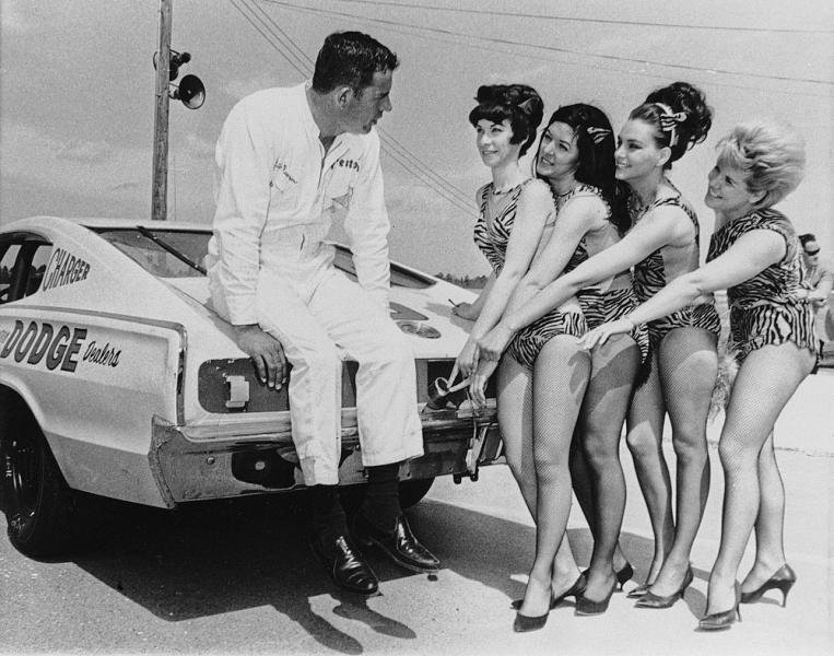 vintage-gridgirls2906.jpeg