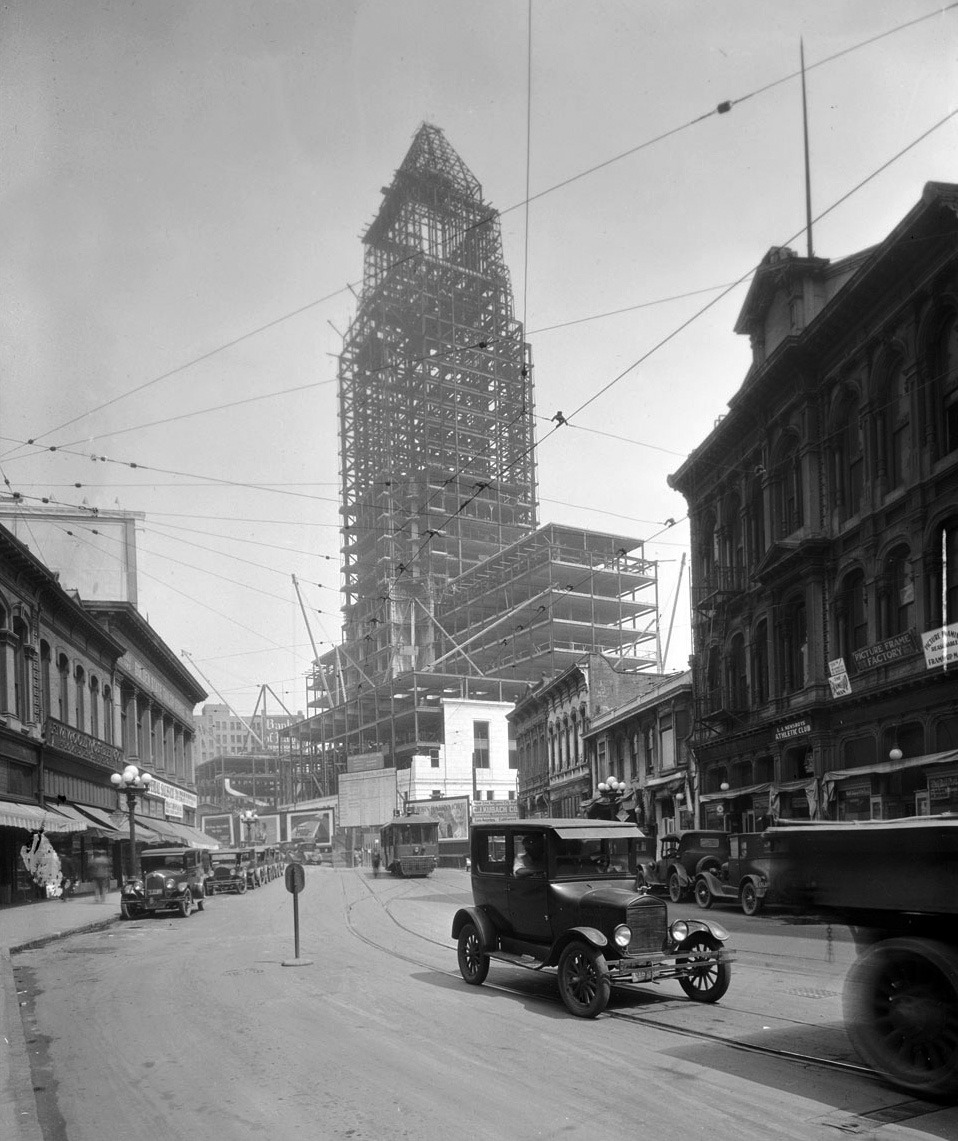 VINTAGE LA CITY HALL 1927.jpg