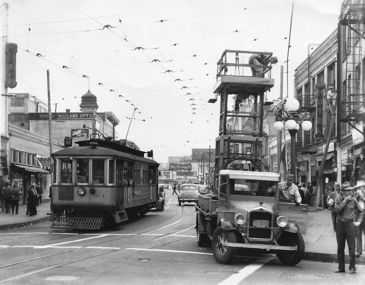 Vintage Los Angeles Railway Streetcars (15).jpg