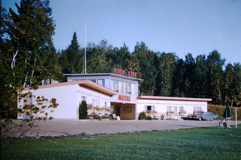 vintage-motels-and-hotels-2.jpg