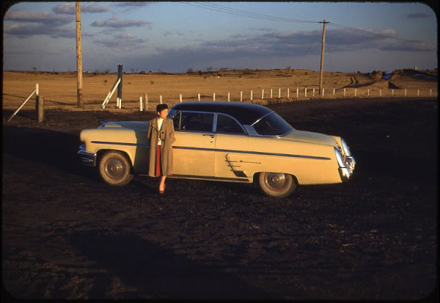 vintage-people-with-automobiles-6.jpeg