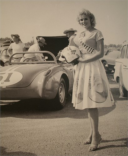 vintage_gridgirls338.jpg