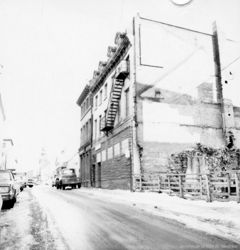 VM94-U0216-022.jpg