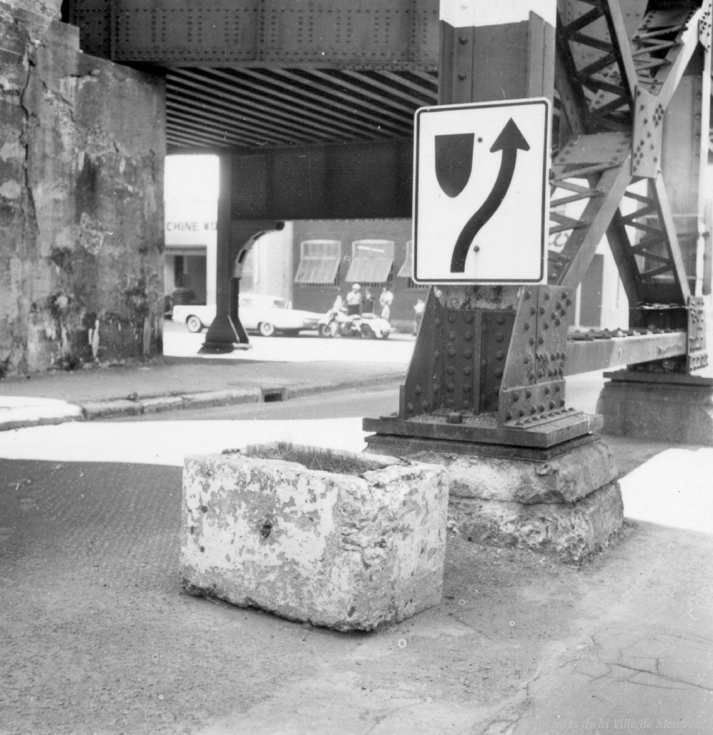 VM94-U0293-021.jpg