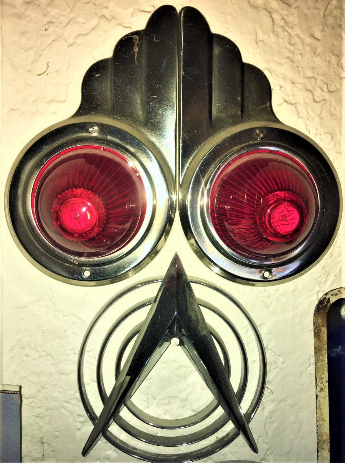VOODOO TAIL LIGHT LENS.JPG