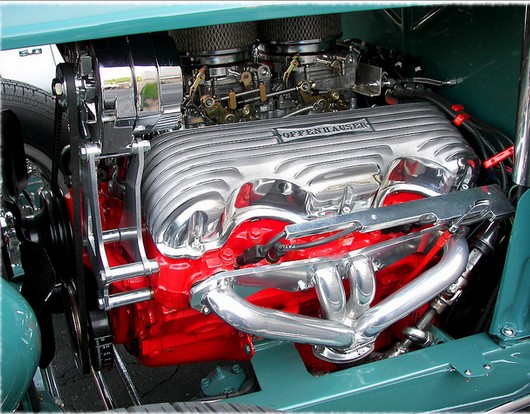 W engine in 32 Ford.jpg