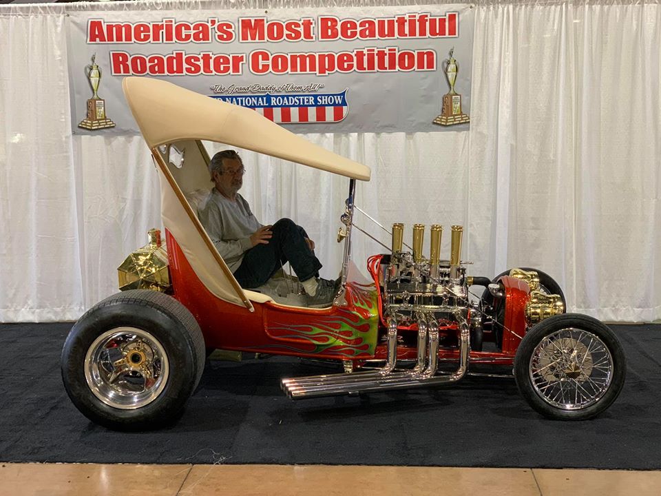 Walter Sigsbey's 1915 Ford T-bucket.jpg