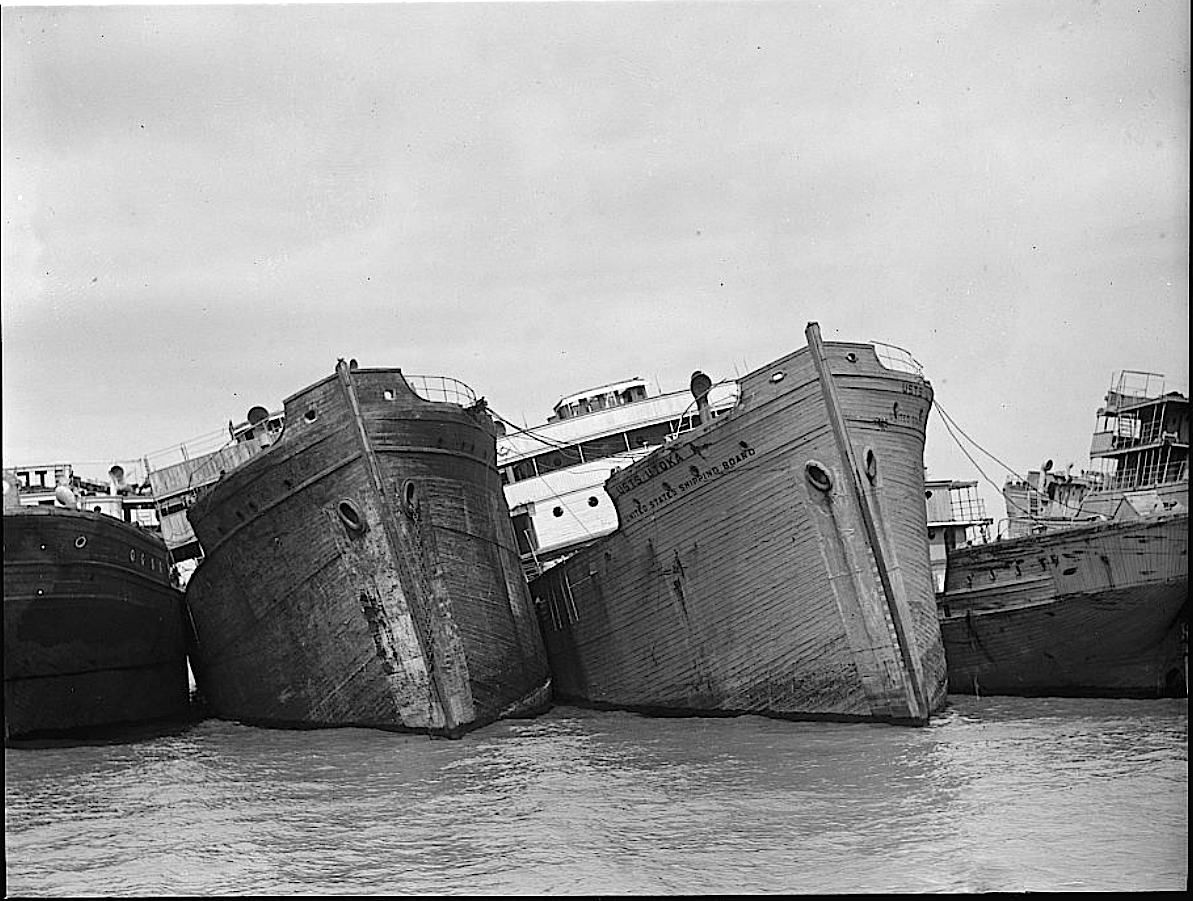 WesternMarine&SalvageAlexVA25 1.png