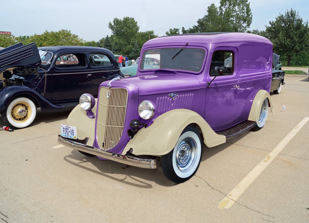 white fendersw.jpg