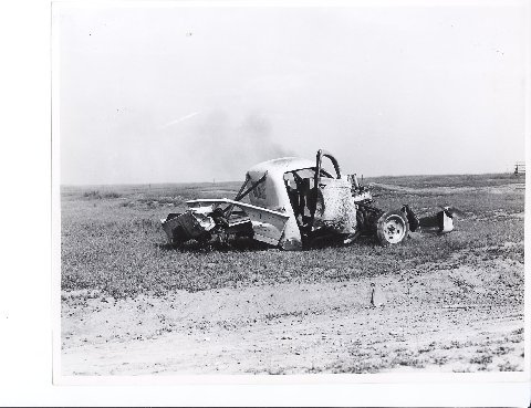 willys wreck 77.jpg