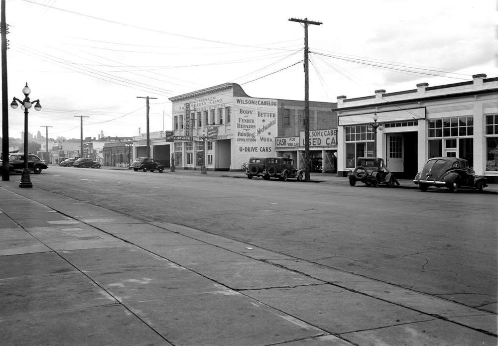 Wilson and Cabeldu Motors Yates St..jpg