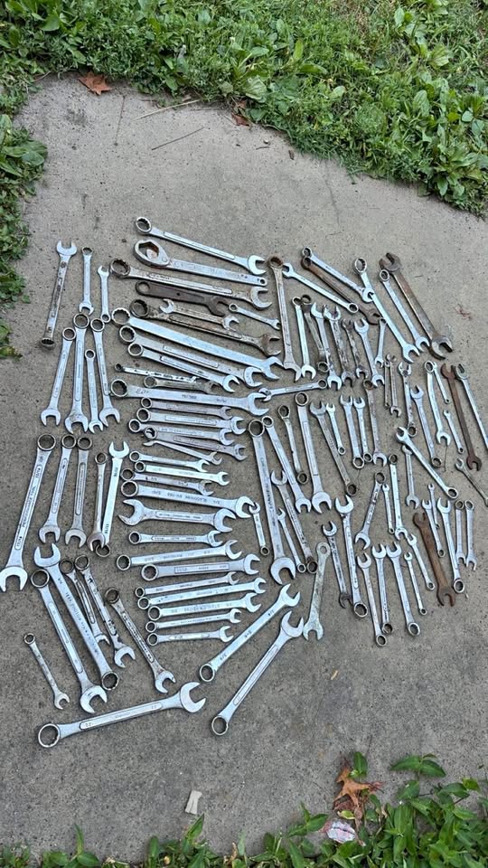 Wrenchs 2.jpg