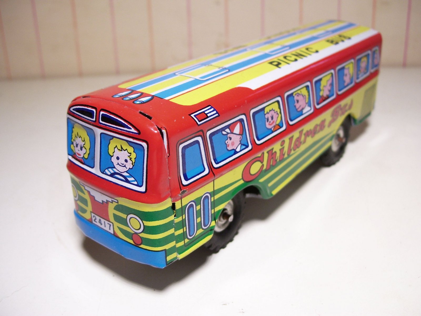 xbus1.jpg