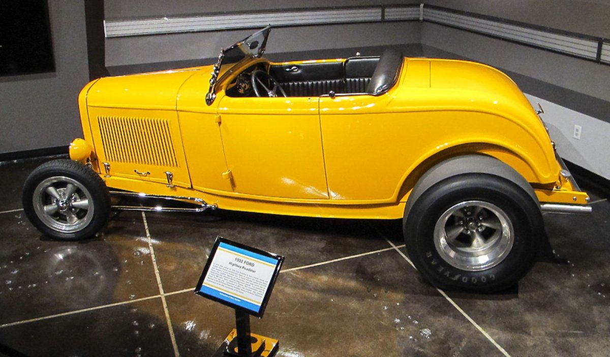 yellow1.jpg