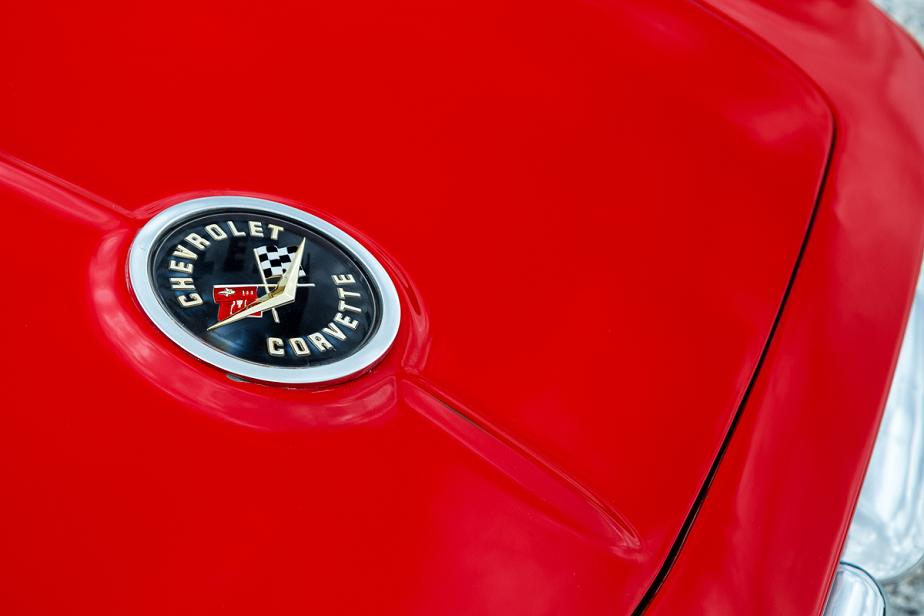 z Corvette trunk emblem 1962 b.jpg