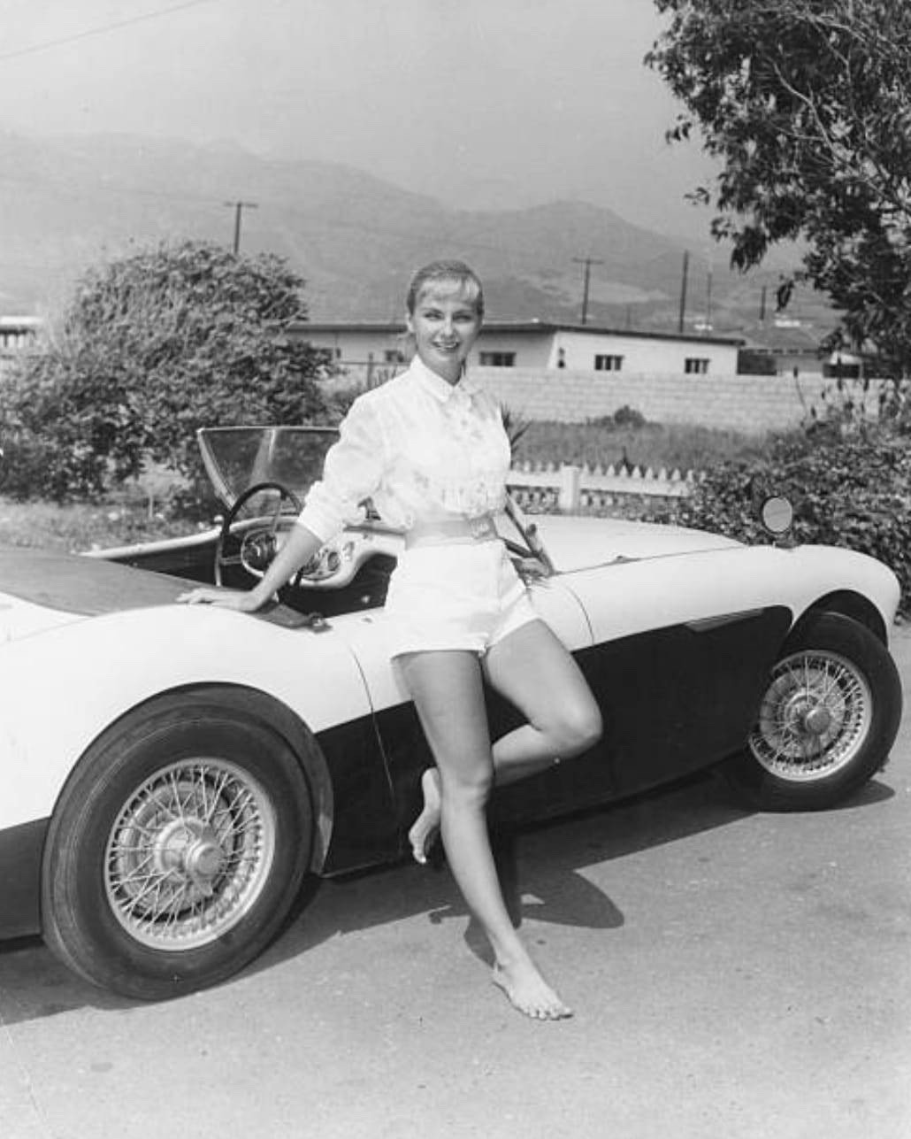 Z VINTAGE PIX 5-9-24 (17).jpg