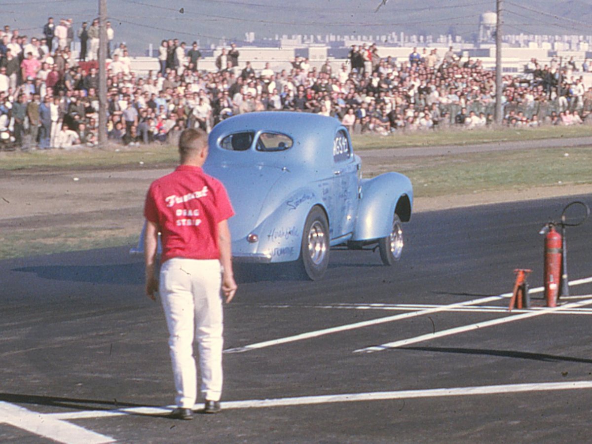 Zoom of SWC Willys (Fremont Drag Strip - March 1964).jpg