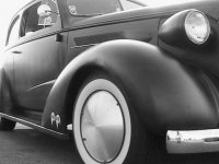 113567-Rich\'s Blk wht Re sized.JPG