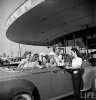 1950S-DRIVE-IN-RESTAURANTS.jpg