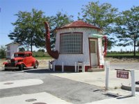 Teapot gas station.JPG