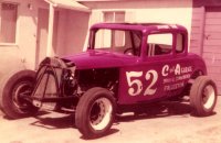 1956-color-car__52-johnny_vine.jpg