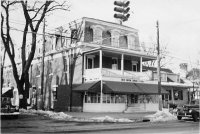 RedHookDrugStore1949.jpg