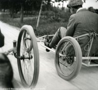 jacques-henri-lartigue-kart.jpg