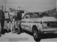 Ronnie Sox & trophy girl.JPG