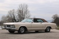 buick_riviera_1963_beige_1.jpg